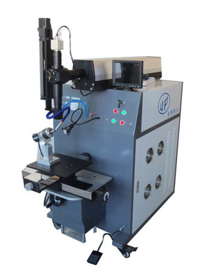 深圳市金鵬誠激光科技 專業工業潤滑油產品展廳